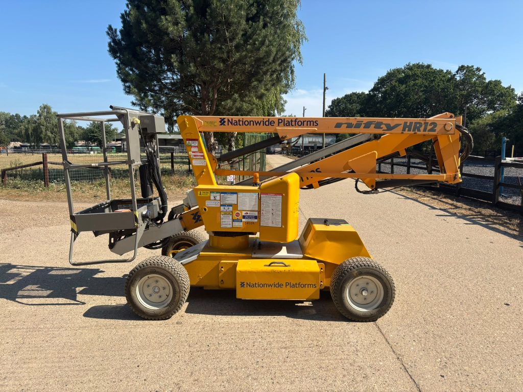 Niftylift HR12 cherry picker