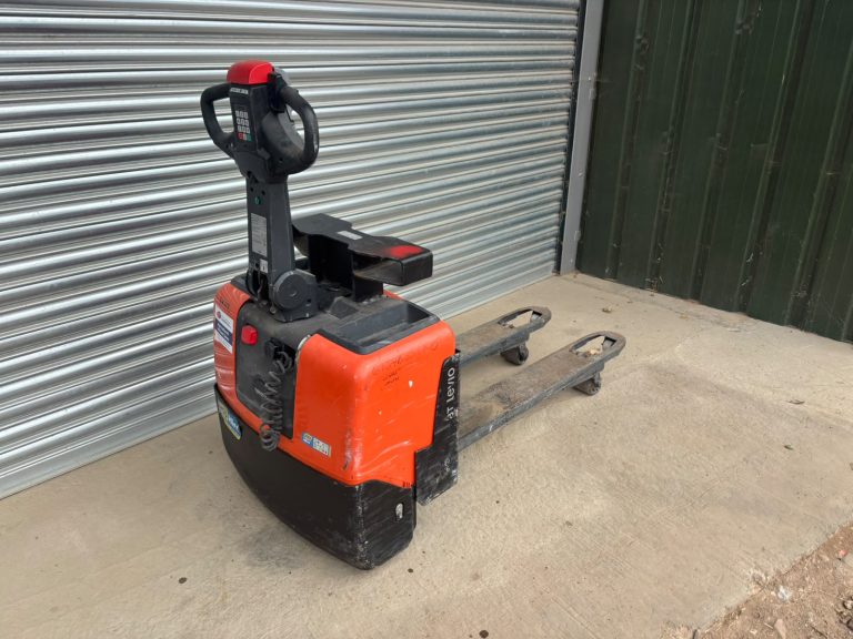 Toyota LWE130 electric pallet truck for sale